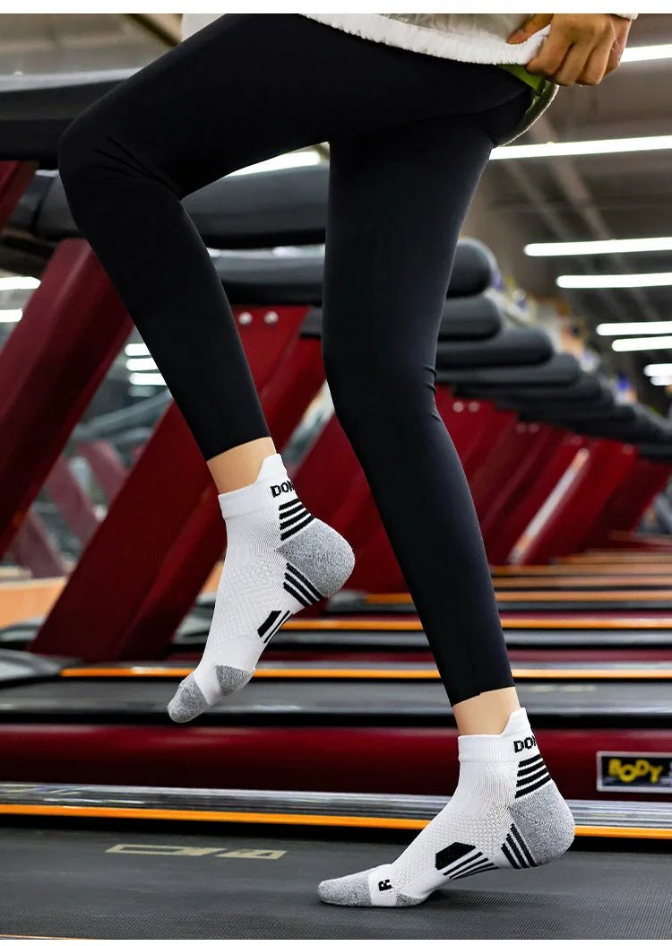 3 Pairs Marathon Socks Men Women Professional Sport Ankle Running Socks Thickened Cushioned Tube Low Cut Fitness Short Sock Mesh - Reinvent Yourself