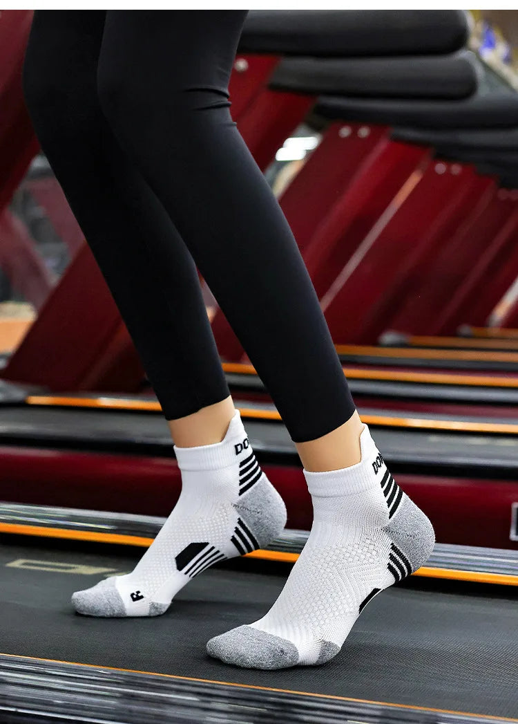 3 Pairs Marathon Socks Men Women Professional Sport Ankle Running Socks Thickened Cushioned Tube Low Cut Fitness Short Sock Mesh by Reinvent Yourself