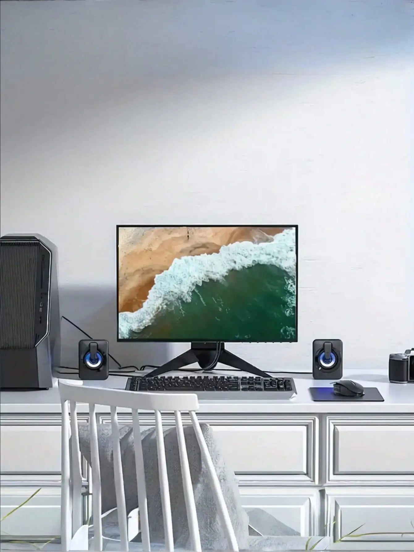 Desktop speakers powered by USB, with volume control LED lights, portable and battery-free - Reinvent Yourself
